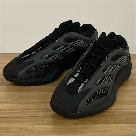 adidas yeezy 700 schwarz|adidas yeezy 700 for sale.